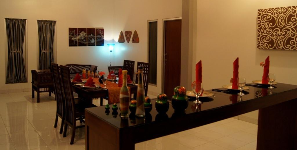 Oasis Studio - Satu Kejayan Esterno foto
